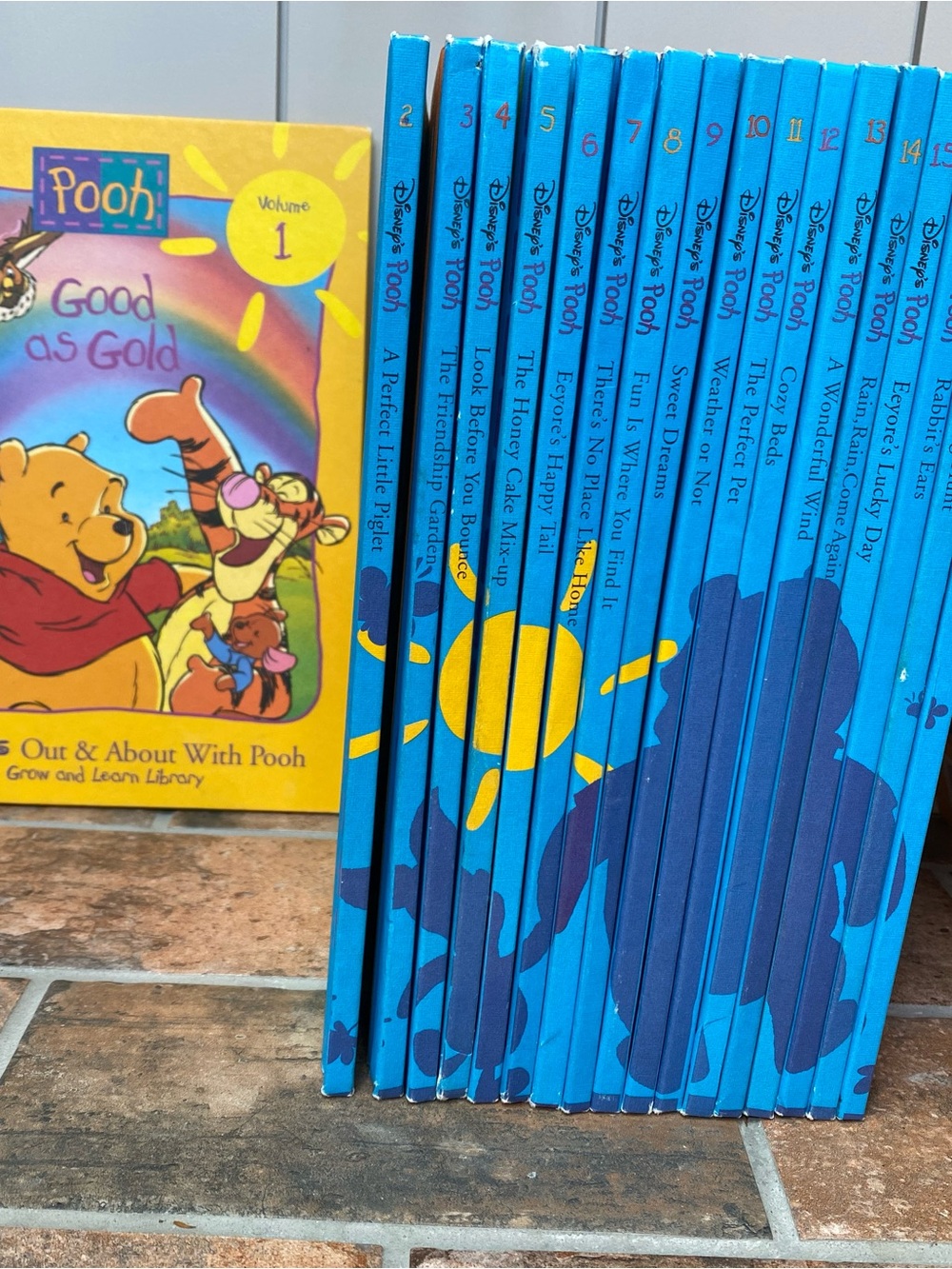 Pooh’s Out and About with Pooh complete collection (1996)